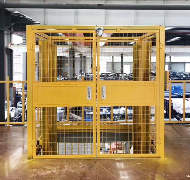 贵阳智能导轨式升降机亮相