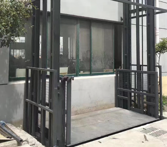 贵阳导轨式施工升降机助力民生工程提速增效